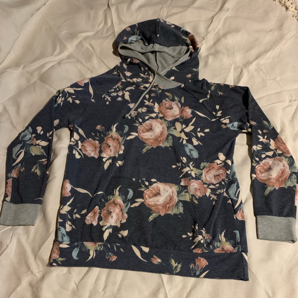 Boutique style floral sweatshirt